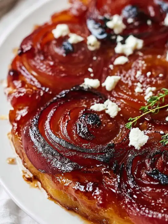 Tarte Tatin aux oignons caramélisés