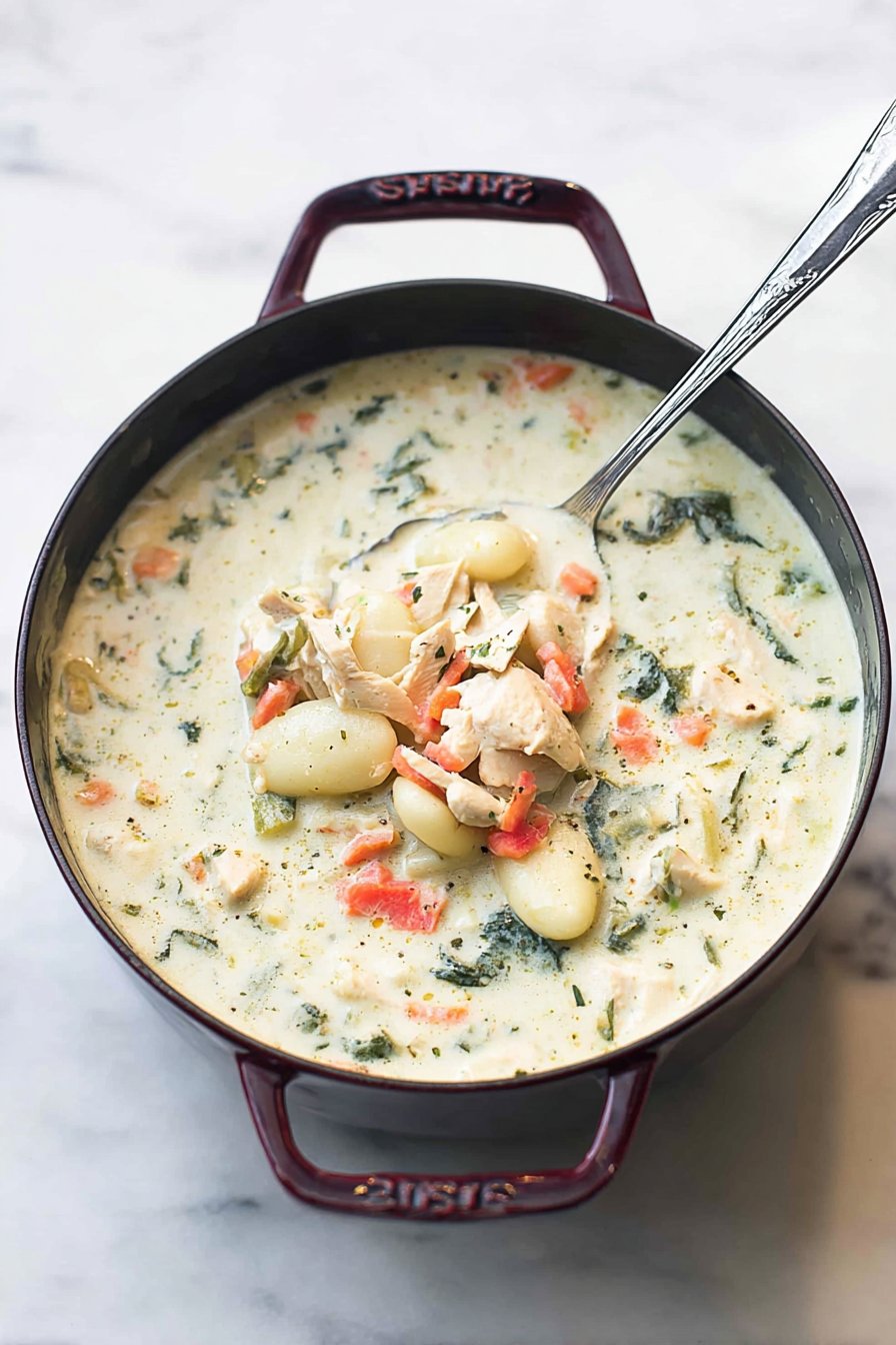 Soupe de gnocchis au poulet façon Olive Garden